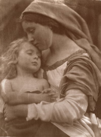 Ritratto di madre e figlio da Julia Margaret Cameron